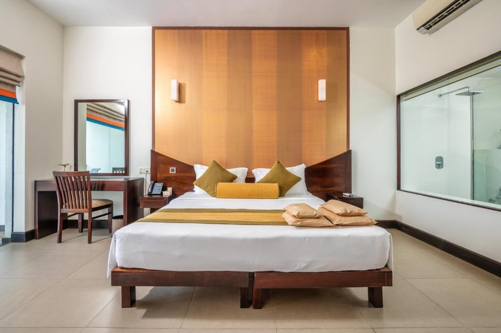 هتل شیناگاوا بیچ